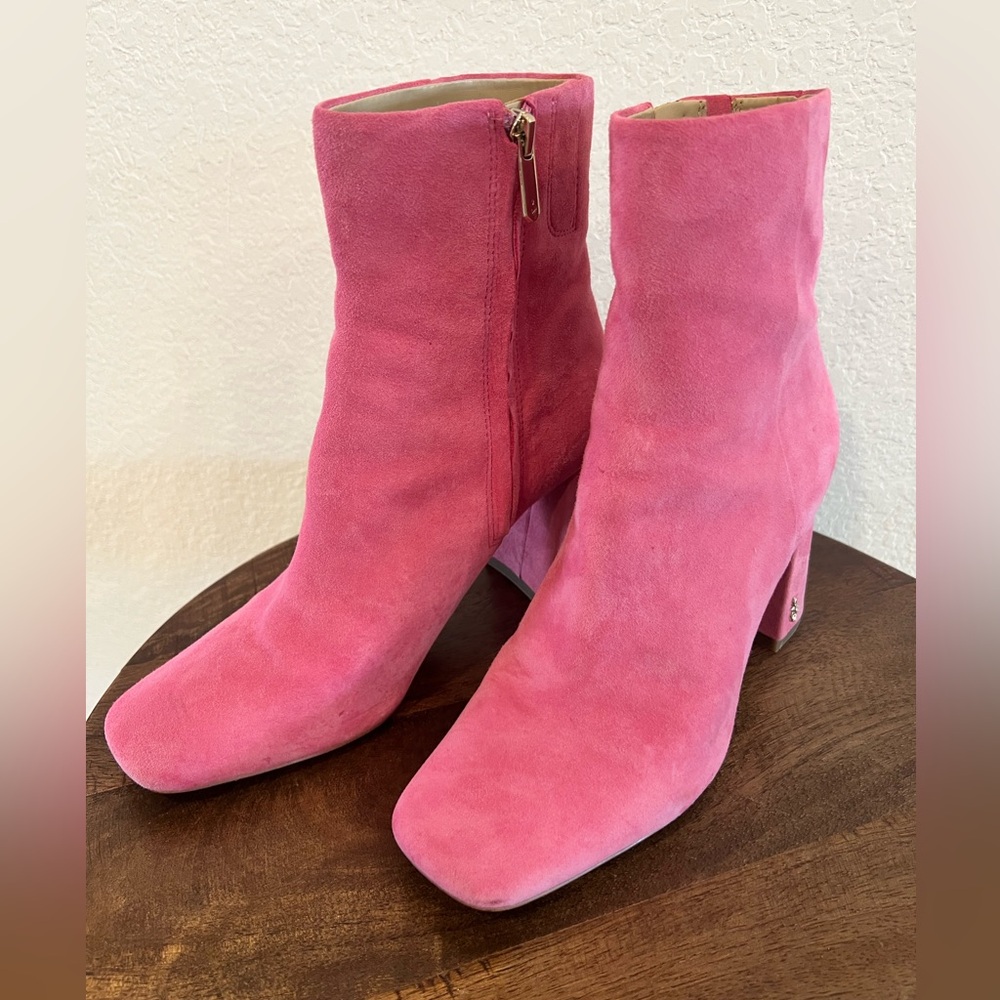 Sam Edelman Pink Suede Ankle Boots Block Heel Size 7.5 Statement Booties